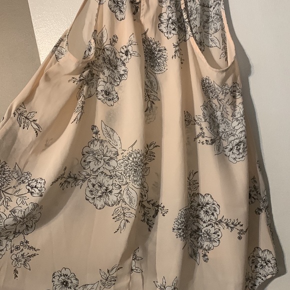 Torrid Hilo Mock Tank- NWT - Picture 9 of 9